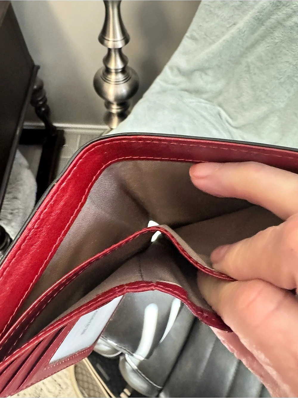 Loungefly Floral Red & Pink Wallet - Picture 4 of 4
